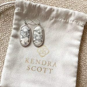 Kendra Scott Elle earrings in White Marble